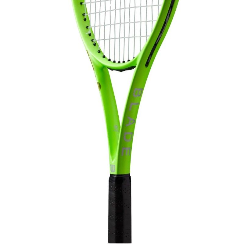 raqueta-wilson-blade-feel-rxt-105-3 raqueta-wilson-blade-feel-rxt-105-3